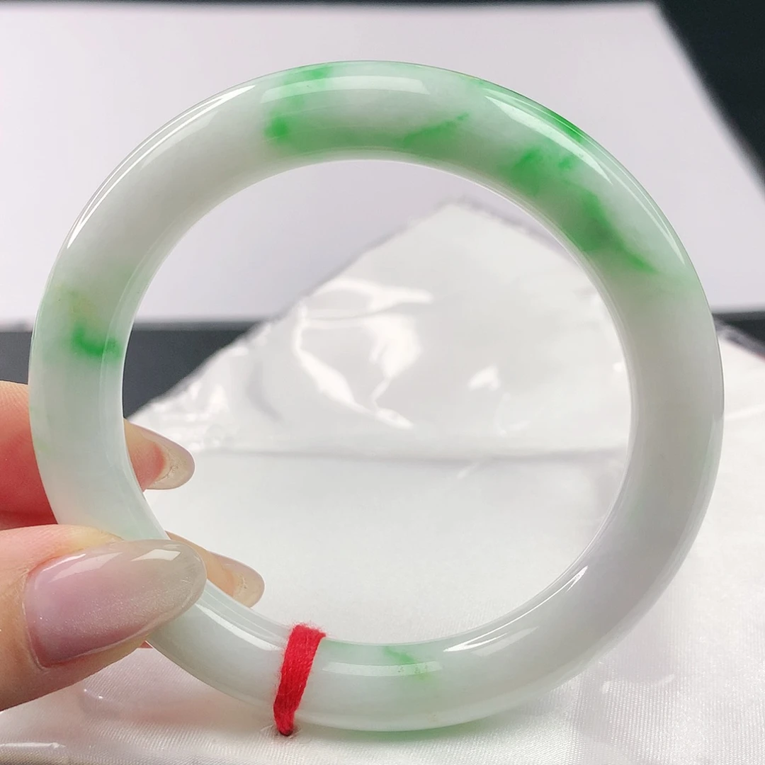 翡翠手镯未镶嵌翡翠328