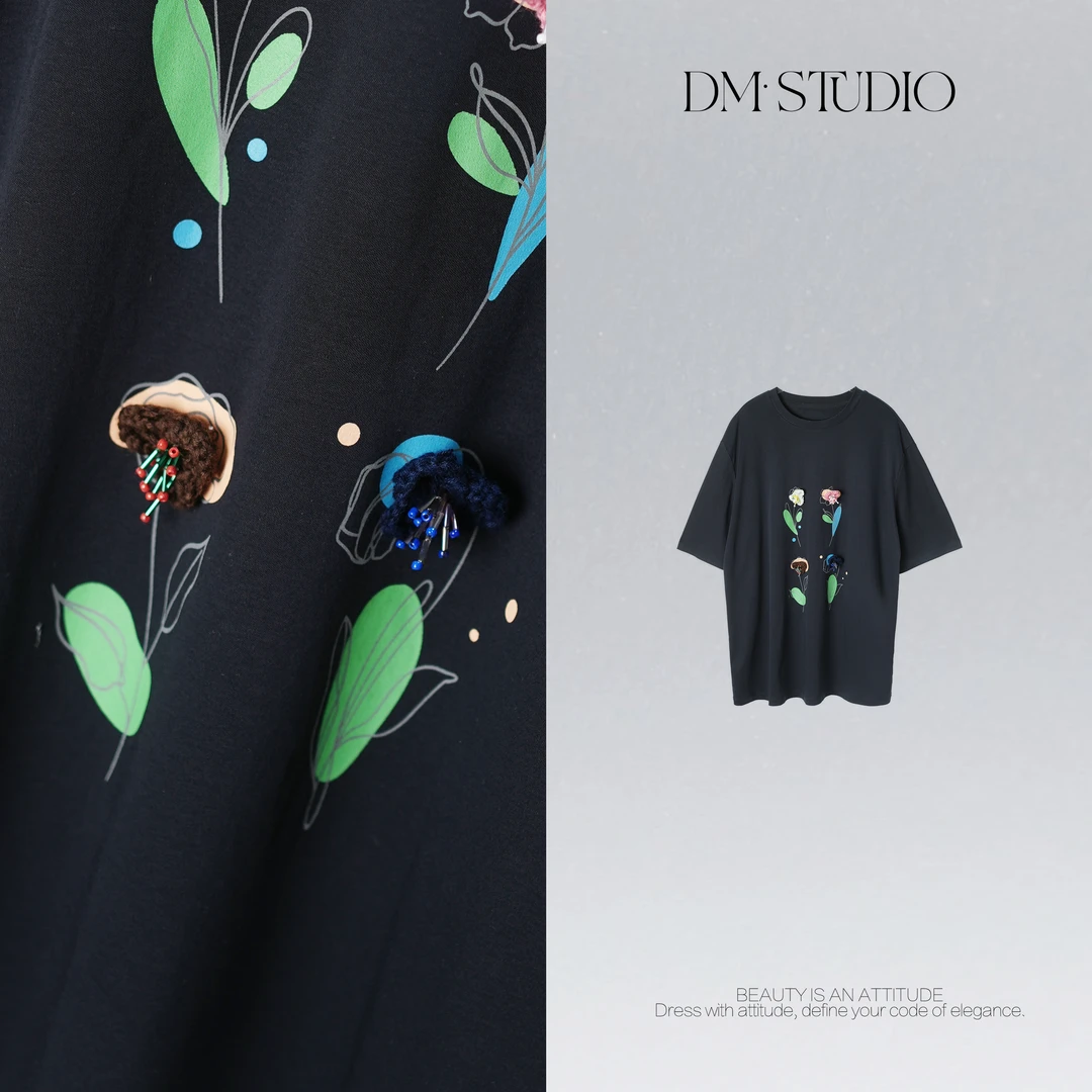 DEDM•STUDIO/百搭减龄气质立体花朵圆领短袖上衣T恤2506TX/QS9739