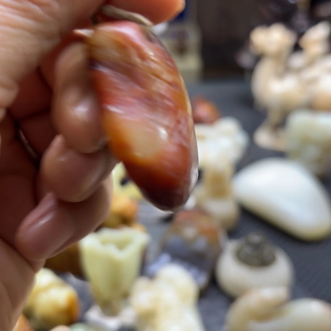 和田玉（糖玉）未镶嵌挂件