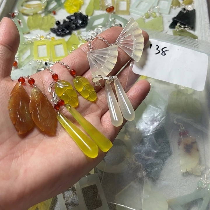 ****爱蛇纹石玉合金耳饰