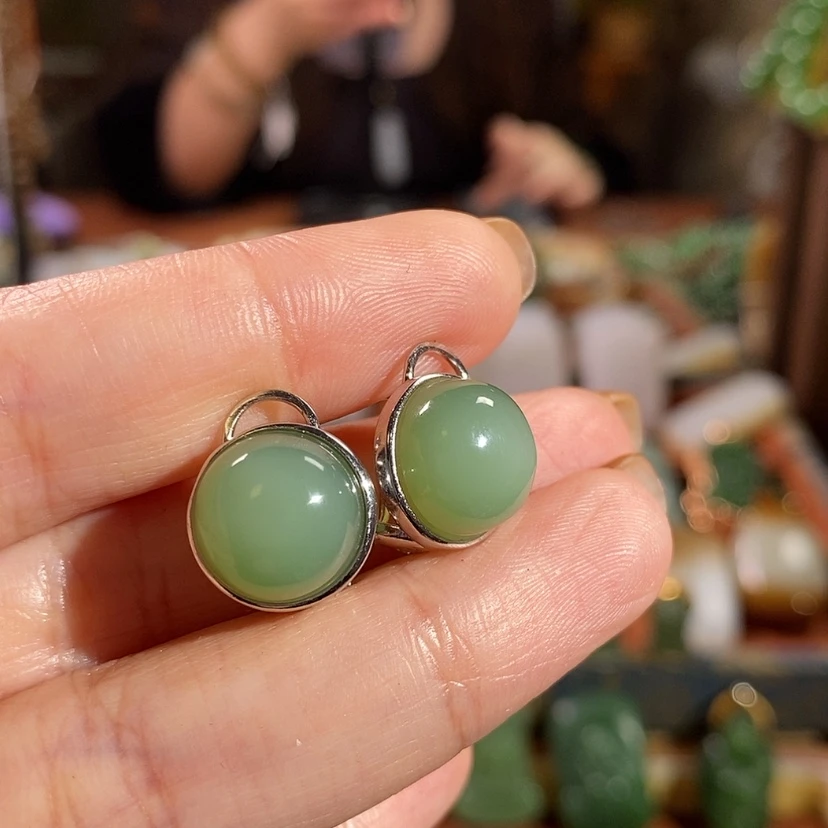 【闪购商品】银S925镶嵌和田玉耳饰