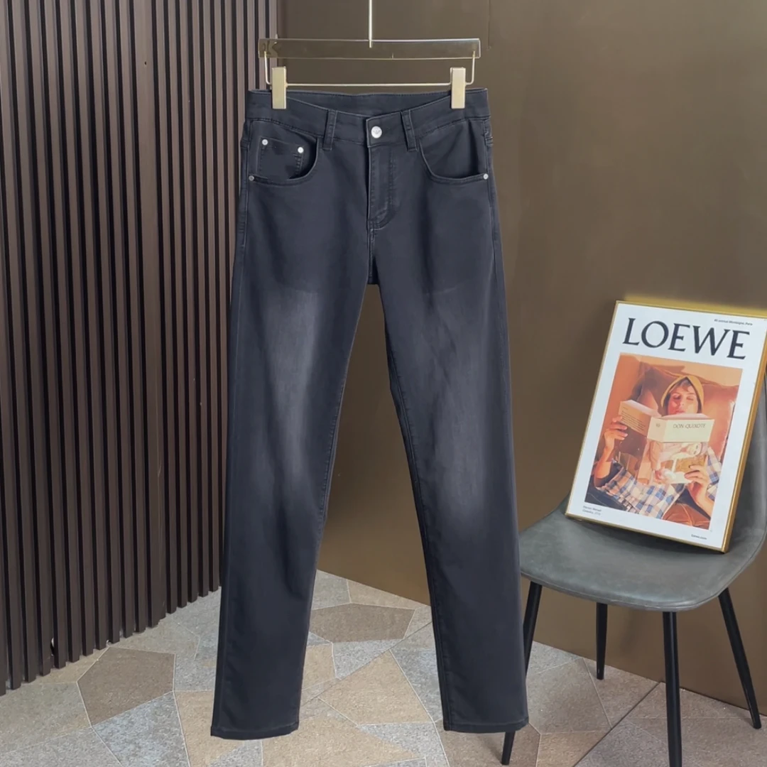 2025秋冬厚款轻奢高弹烟灰色水洗男牛仔裤子洗水百搭修身小直筒裤