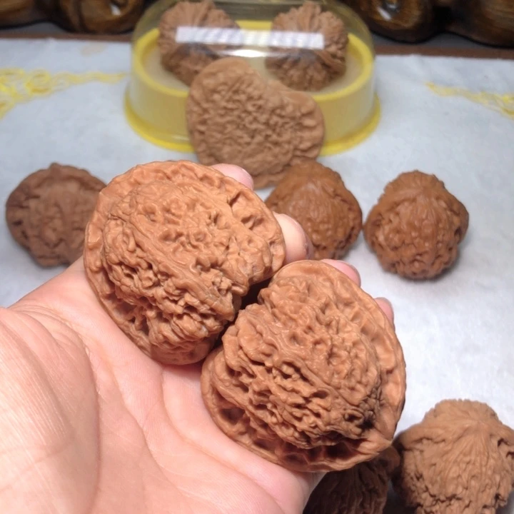 把件文玩核桃44三角疆