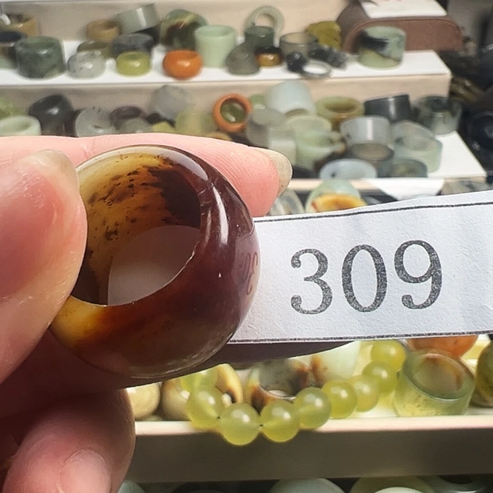 【闪购商品】未镶嵌蛇纹石玉戒指:****烟