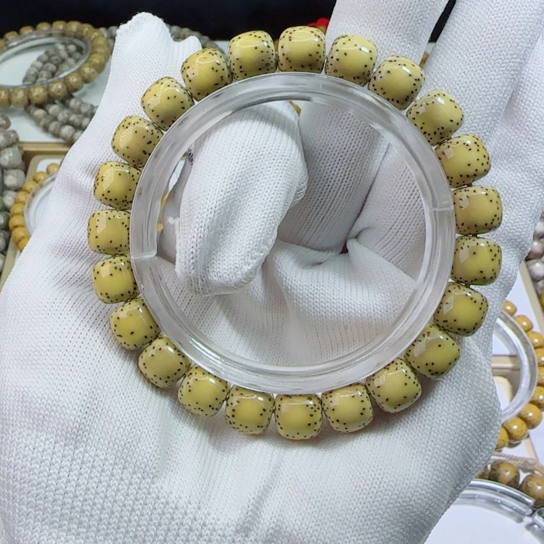 手串星月菩提原白10×9鸡油黄