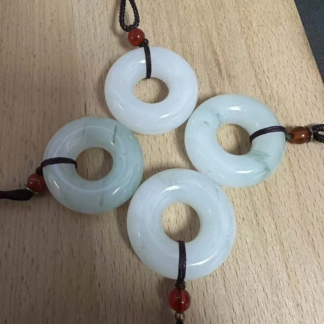 天然金丝玉面包圈吊坠颜色花纹多样性发货随机发其一