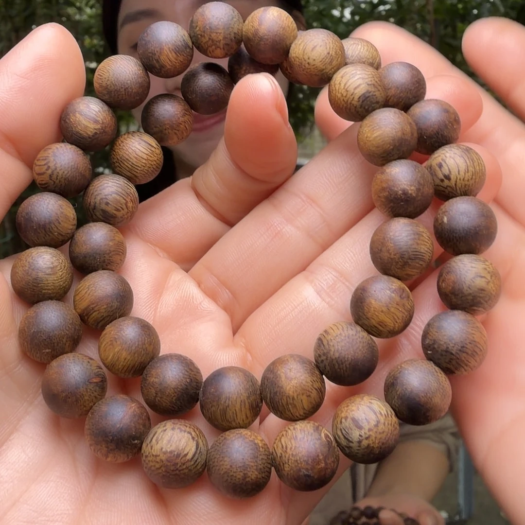 沉香手串莺歌绿奇楠张勺子圆珠双圈一条1.0mm