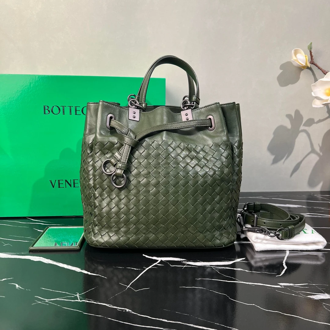 99新 BOTTEGA VENETA/葆蝶家 绿色编织手提单肩包C835884 6240