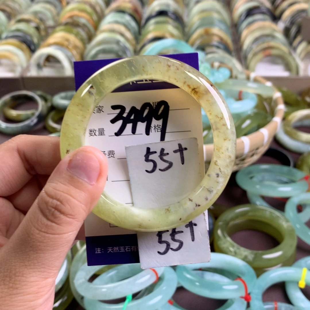蛇纹石玉未镶嵌手镯3499