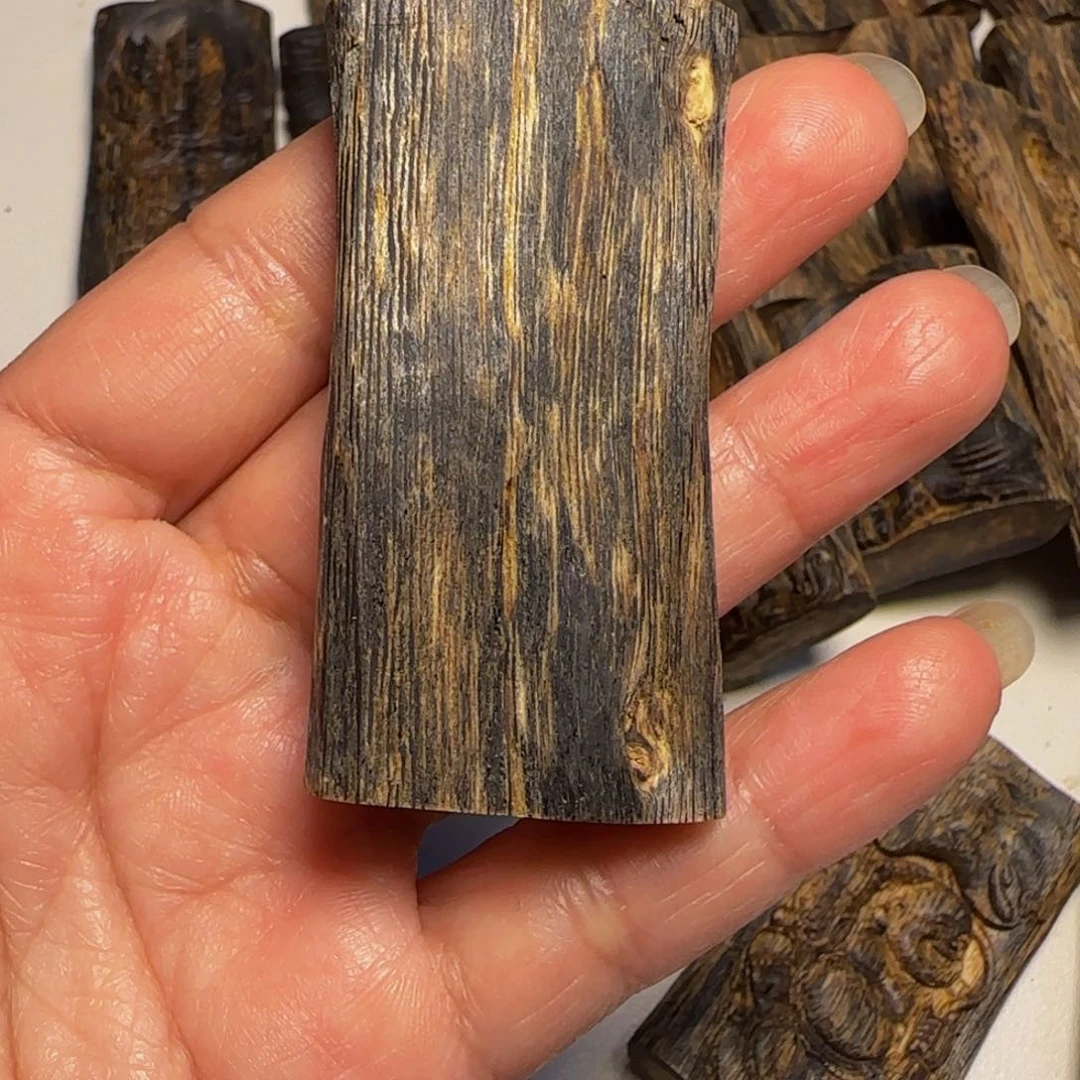 木长**予高油挂件、14.8克….