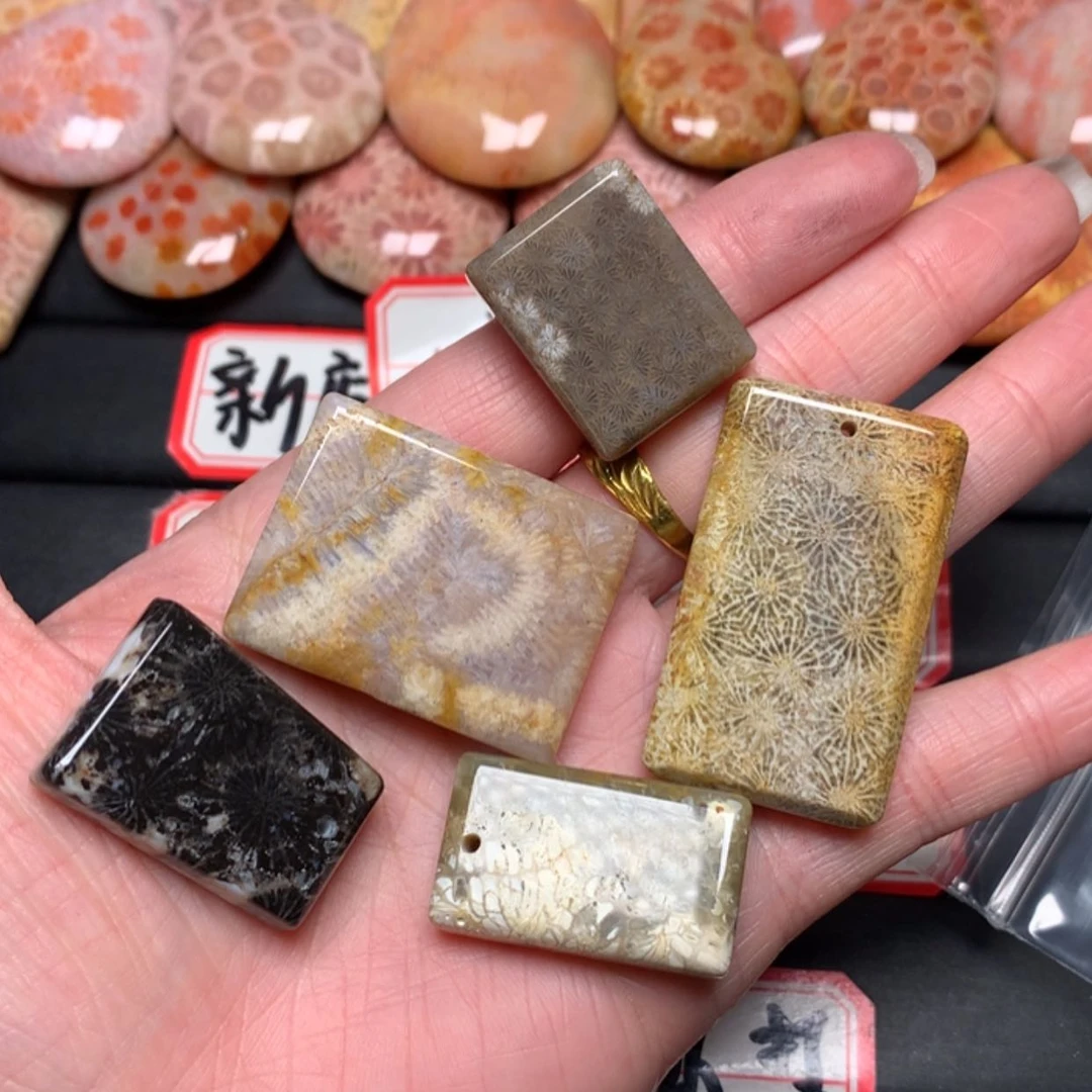 【闪购商品】硅化玉颈饰未镶嵌＆*