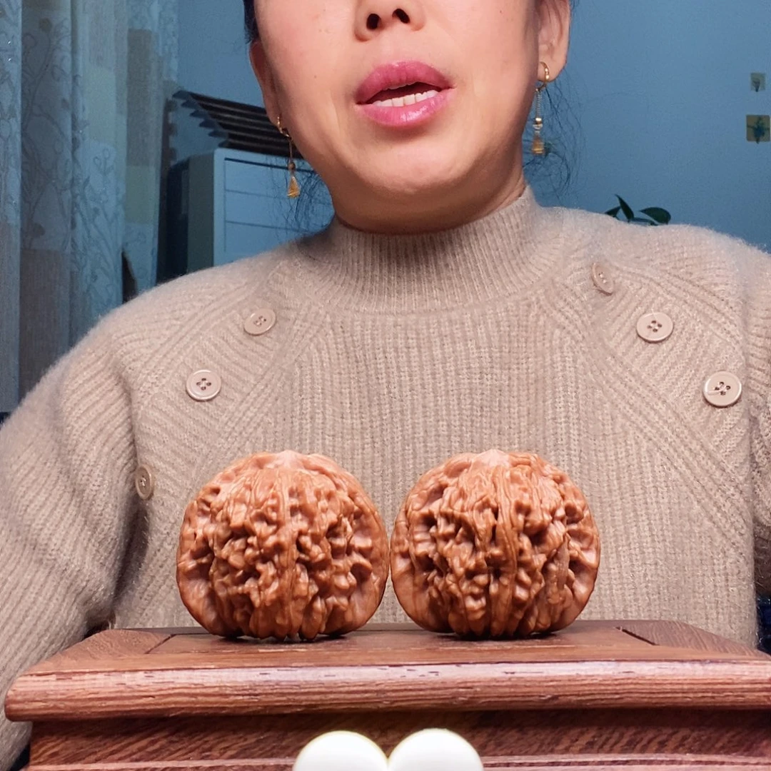吊坠文玩核桃娄子