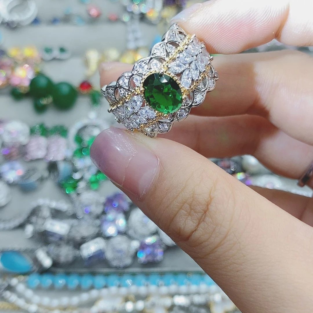 【闪购商品】银S925镶嵌耳饰托帕石