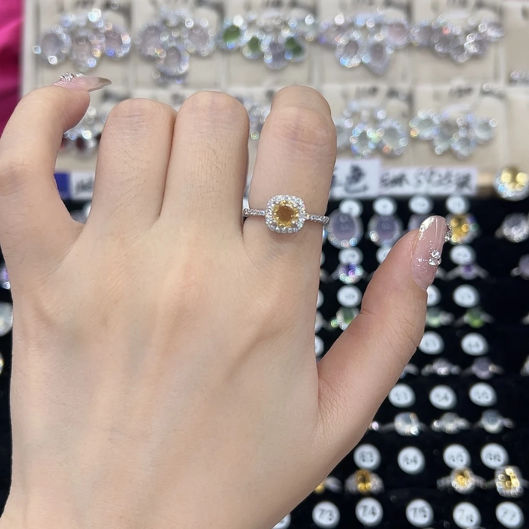 静***心银S925镶嵌戒指黄晶