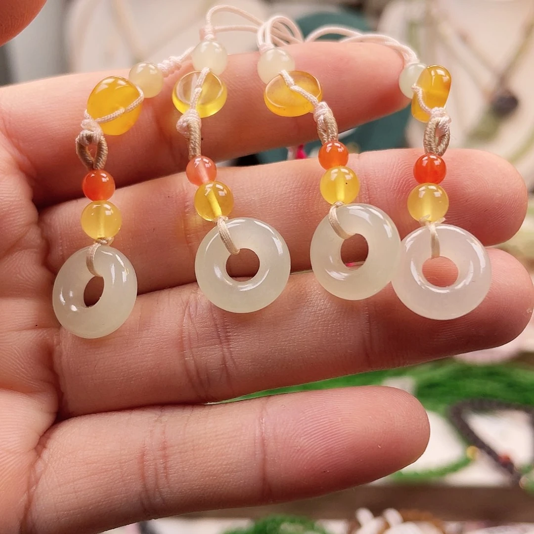 未镶嵌手链和田玉多样性发一