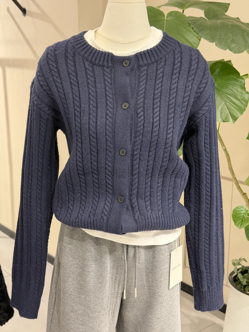 C25786-冬季新款显瘦百搭上衣麻花休闲短款针织开衫外套