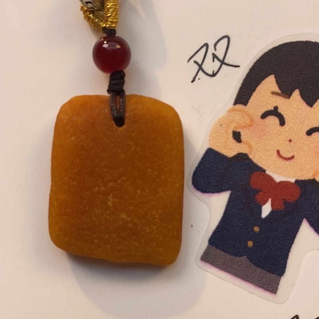 未镶嵌琥珀珠宝奇石