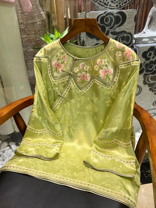 刺绣汉服绿色重工刺绣上衣新中式太太服中国风