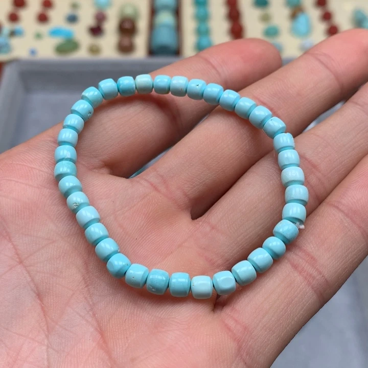 绿松石配饰未镶嵌