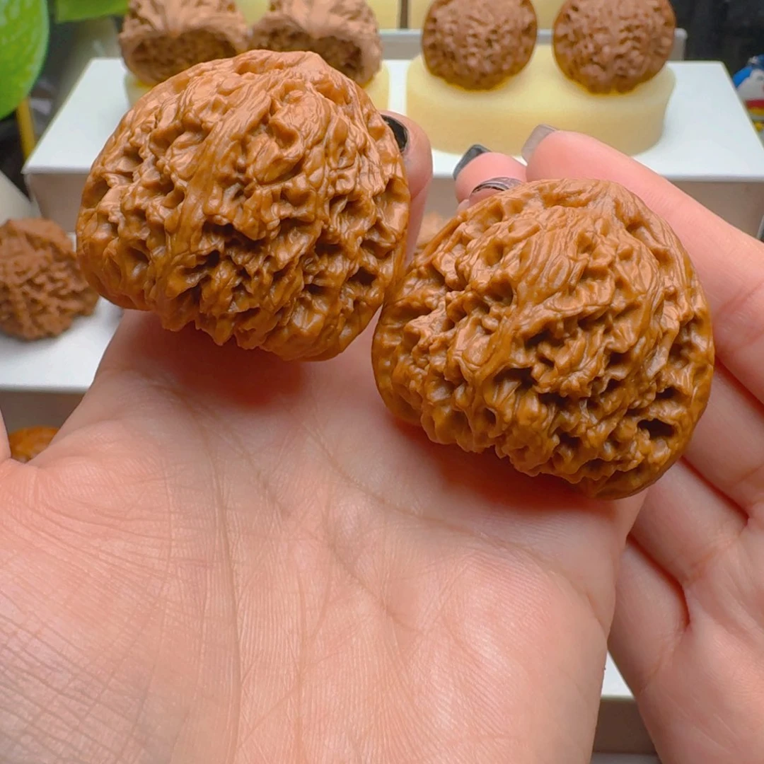 把件核桃41尺寸南疆石