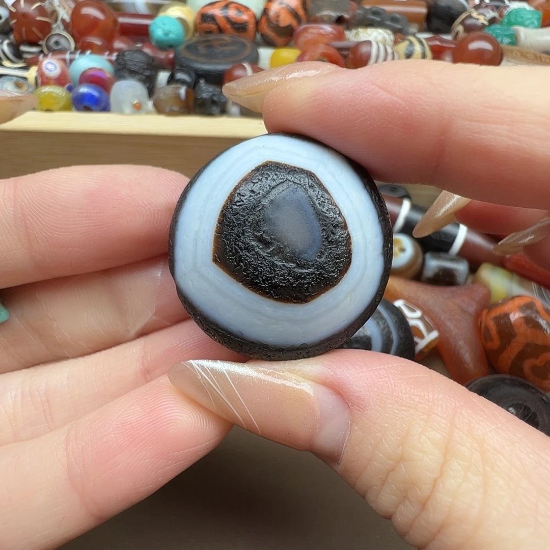 玛瑙/玉髓未镶嵌珠宝半成品
