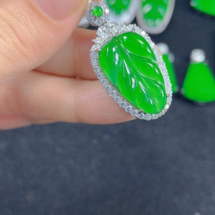 翡翠银S925镶嵌吊坠(不含链)