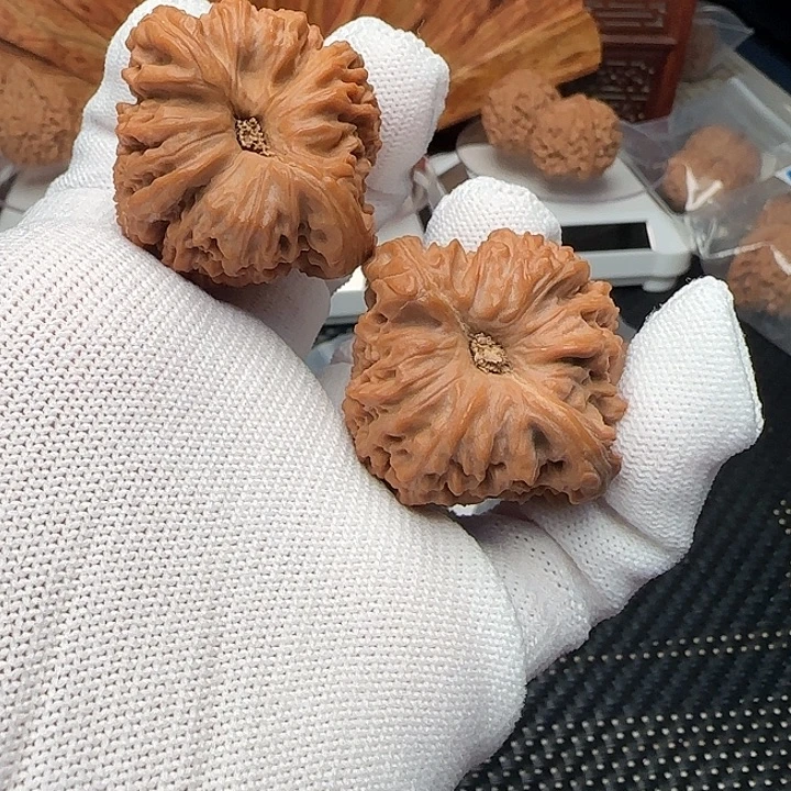 吊坠文玩核桃全品凹底南疆石40尺货头