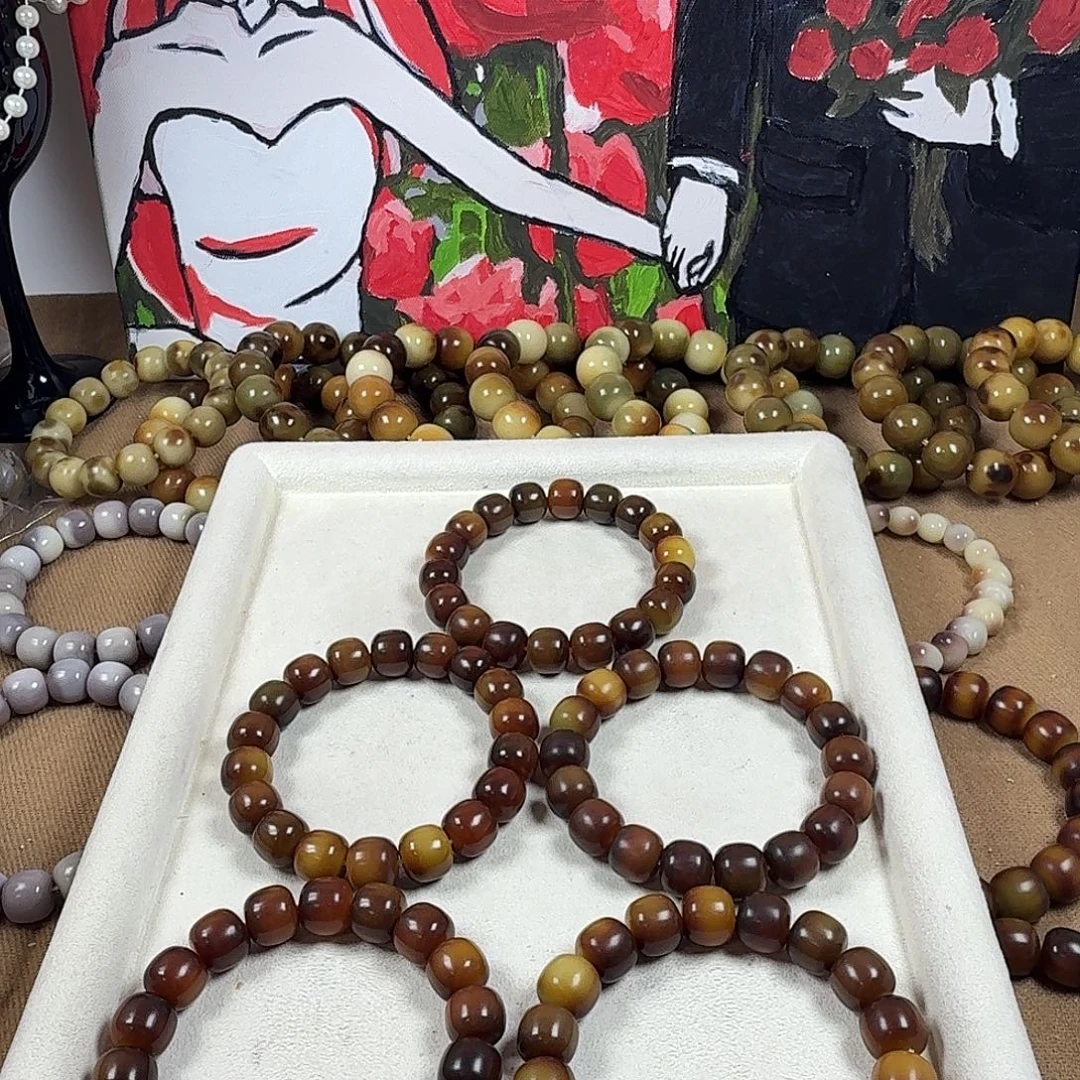 吊坠菩提根/象牙果金棕露