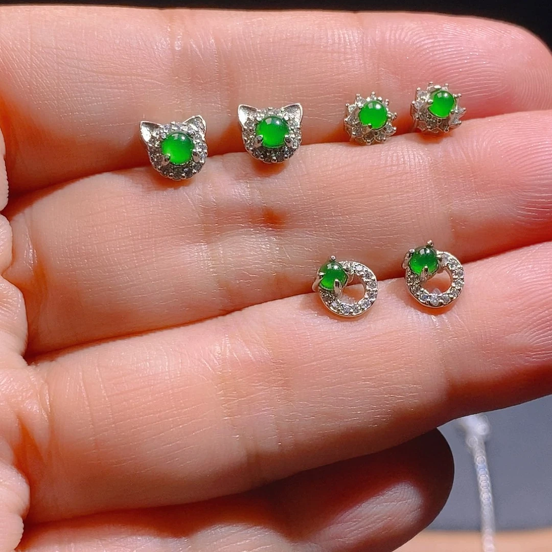 翡翠耳饰未镶嵌