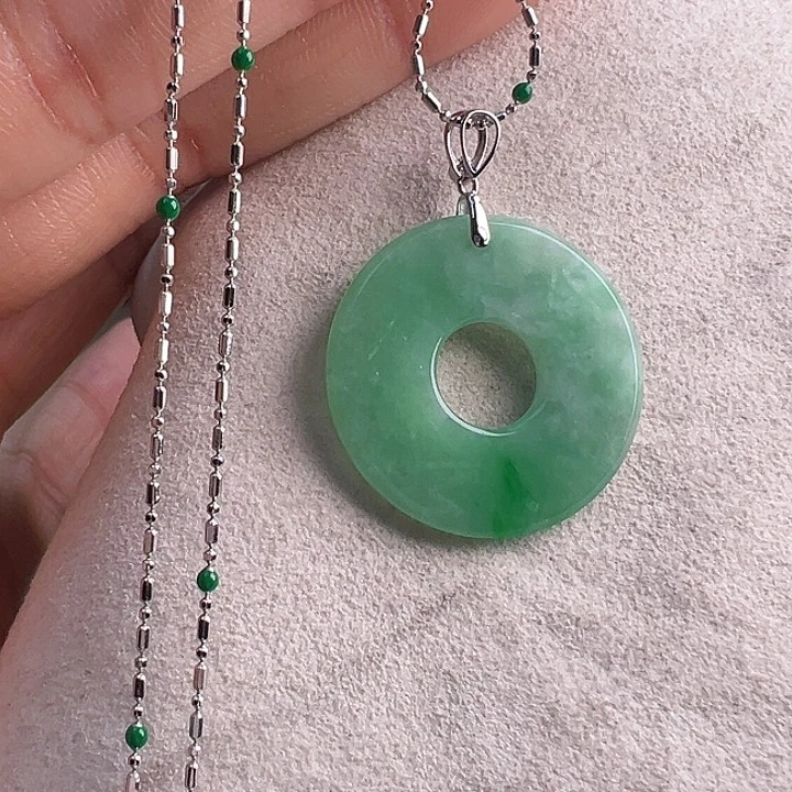 翡翠颈饰18K金镶嵌娟*吊坠赠链