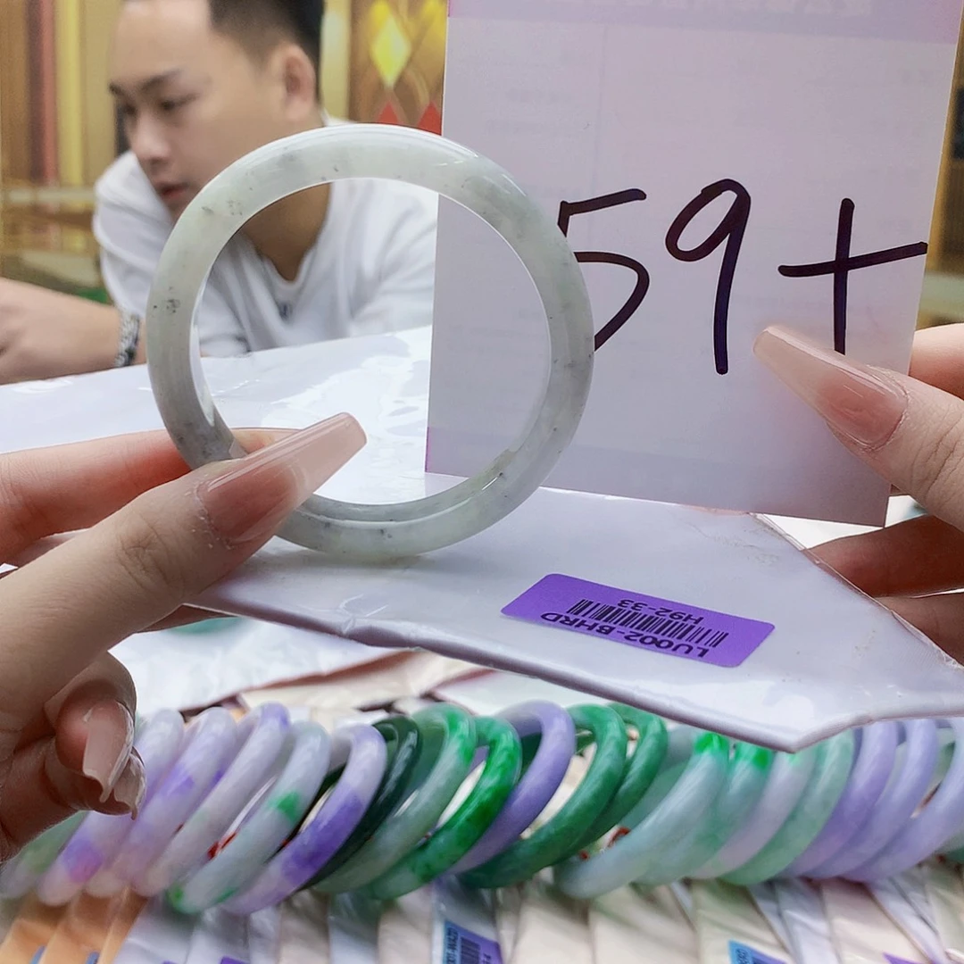 翡翠未镶嵌手镯nn
