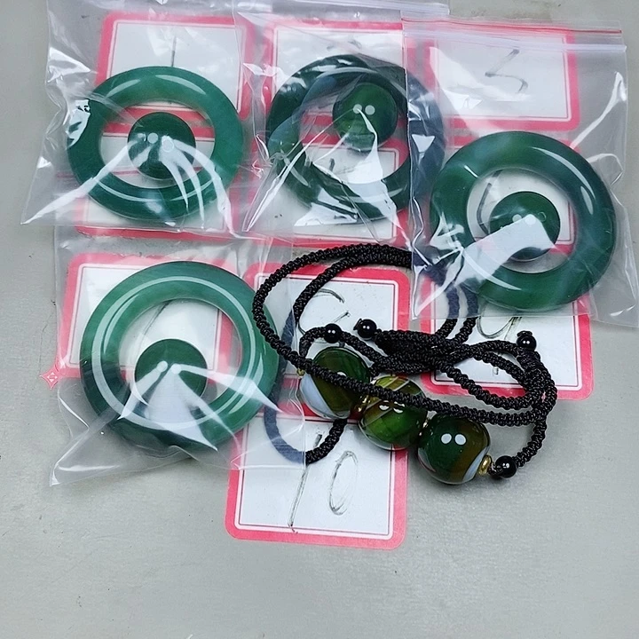 玛瑙/玉髓吊坠(不含链)未镶嵌琴***?