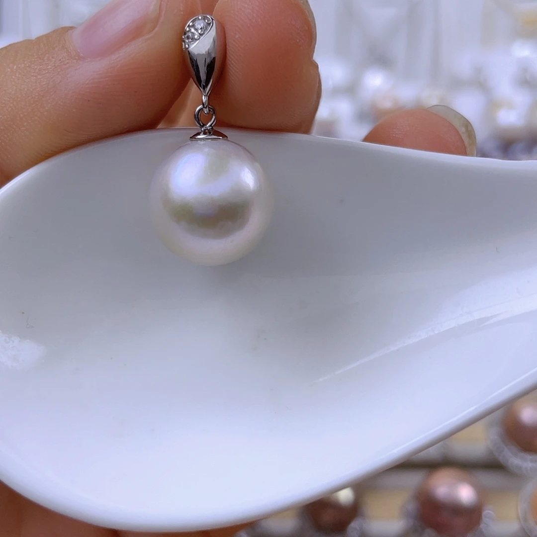 银S925镶嵌淡水珍珠吊坠(赠链)