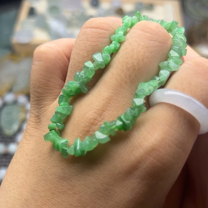 翡翠未镶嵌颈饰手串