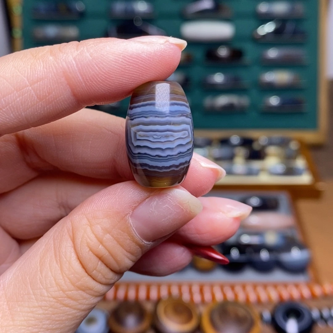 玛瑙/玉髓未镶嵌珠宝半成品