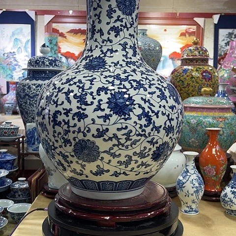 确保品质一个青花瓷