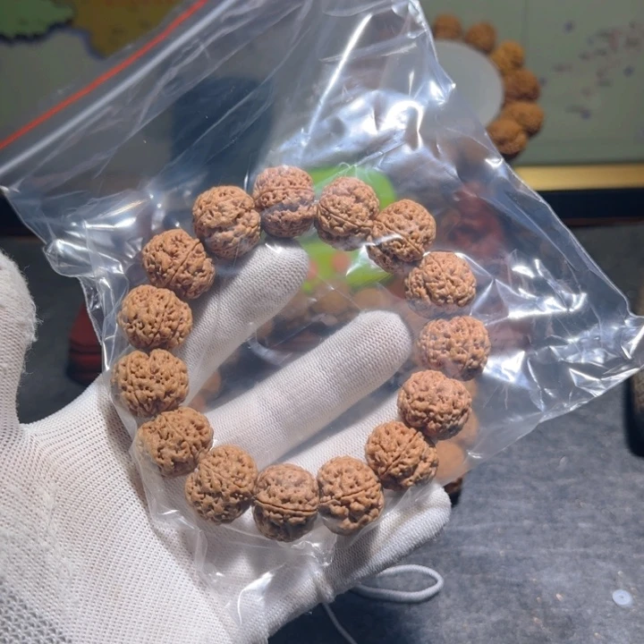 财***神吊坠金刚菩提疯狂看太多的快乐