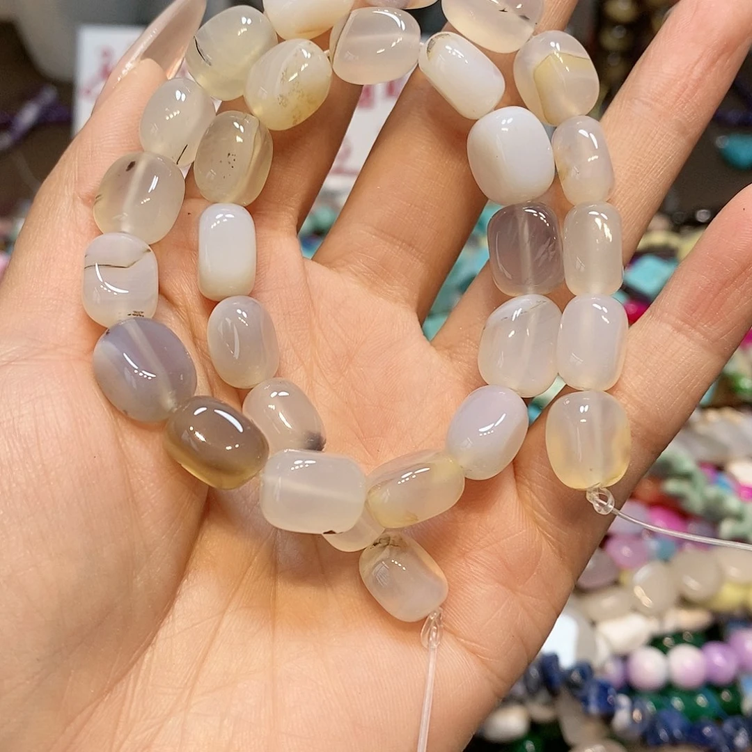 散珠玛瑙/玉髓玛瑙面包一条