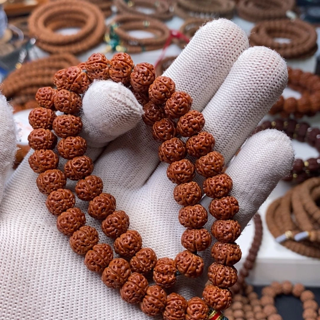 金刚菩提手串五瓣老树凹底梅花手持，尺寸10.5