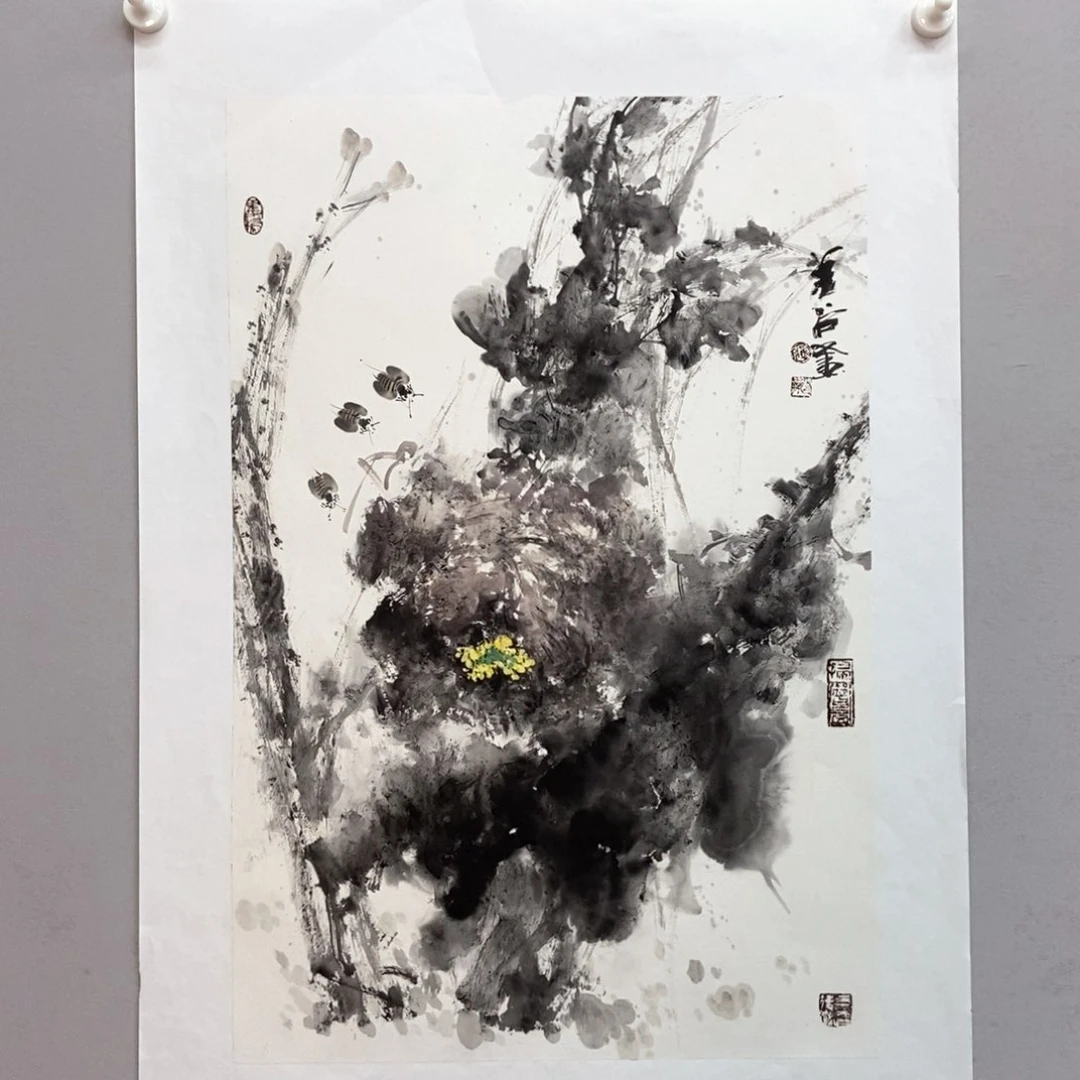 国画张光胜四尺三开真人真品