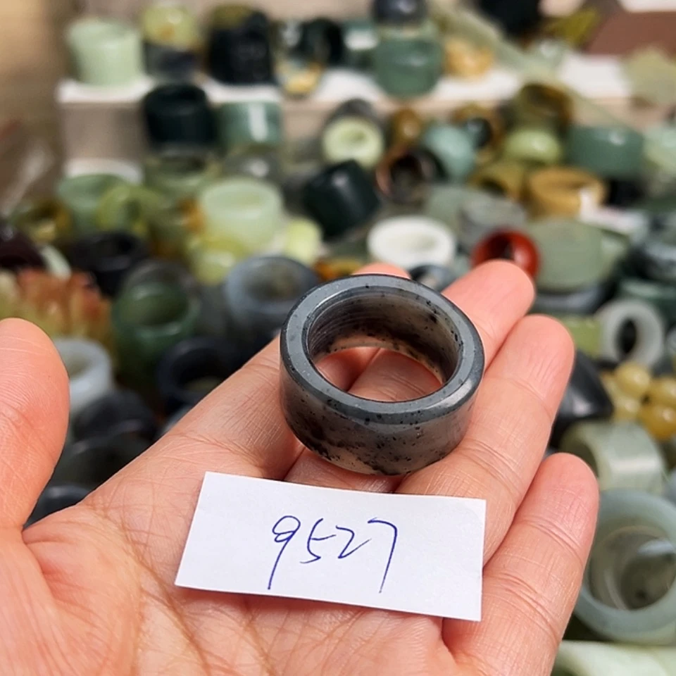 【闪购商品】未镶嵌蛇纹石玉戒指山*人