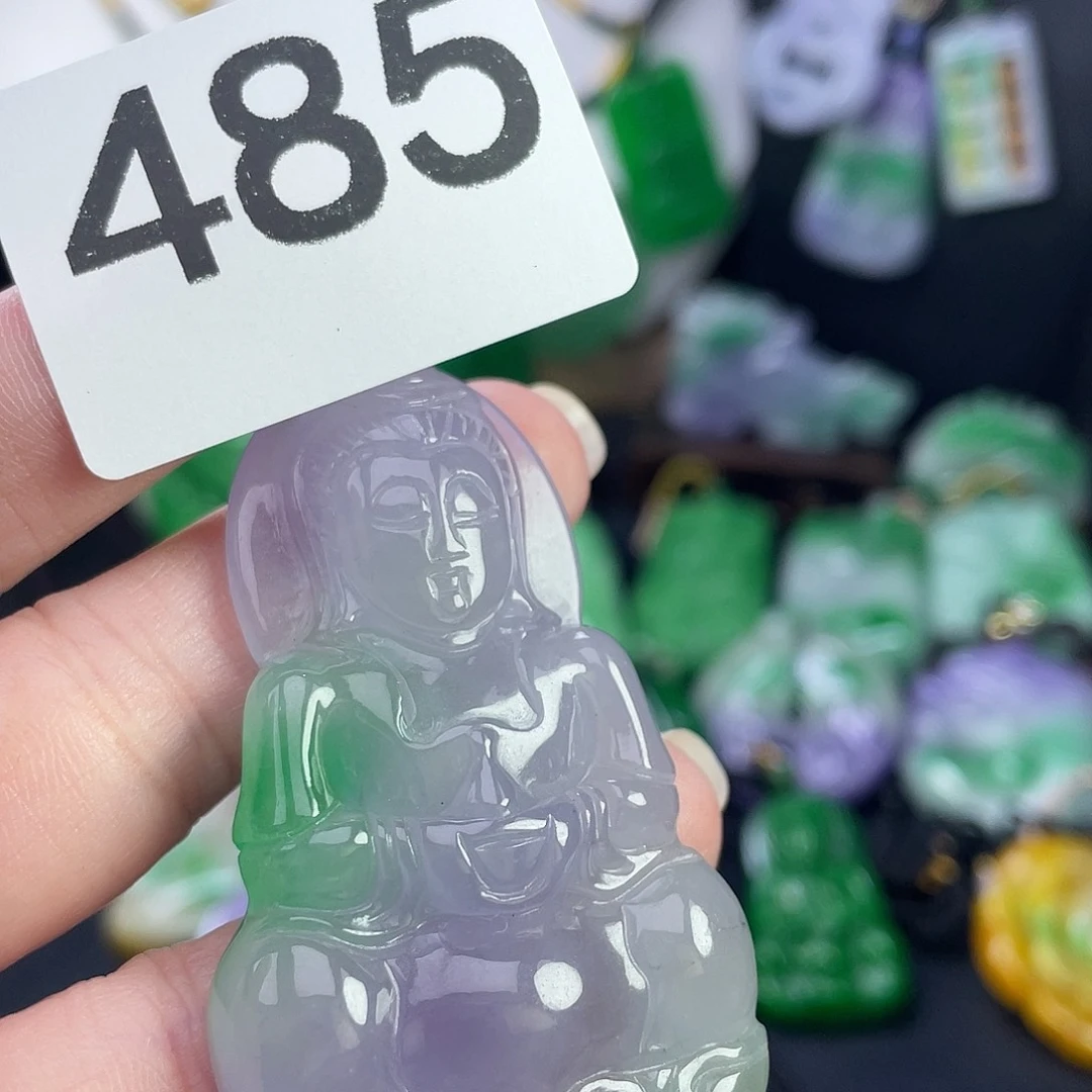 翡翠未镶嵌吊坠(赠链)