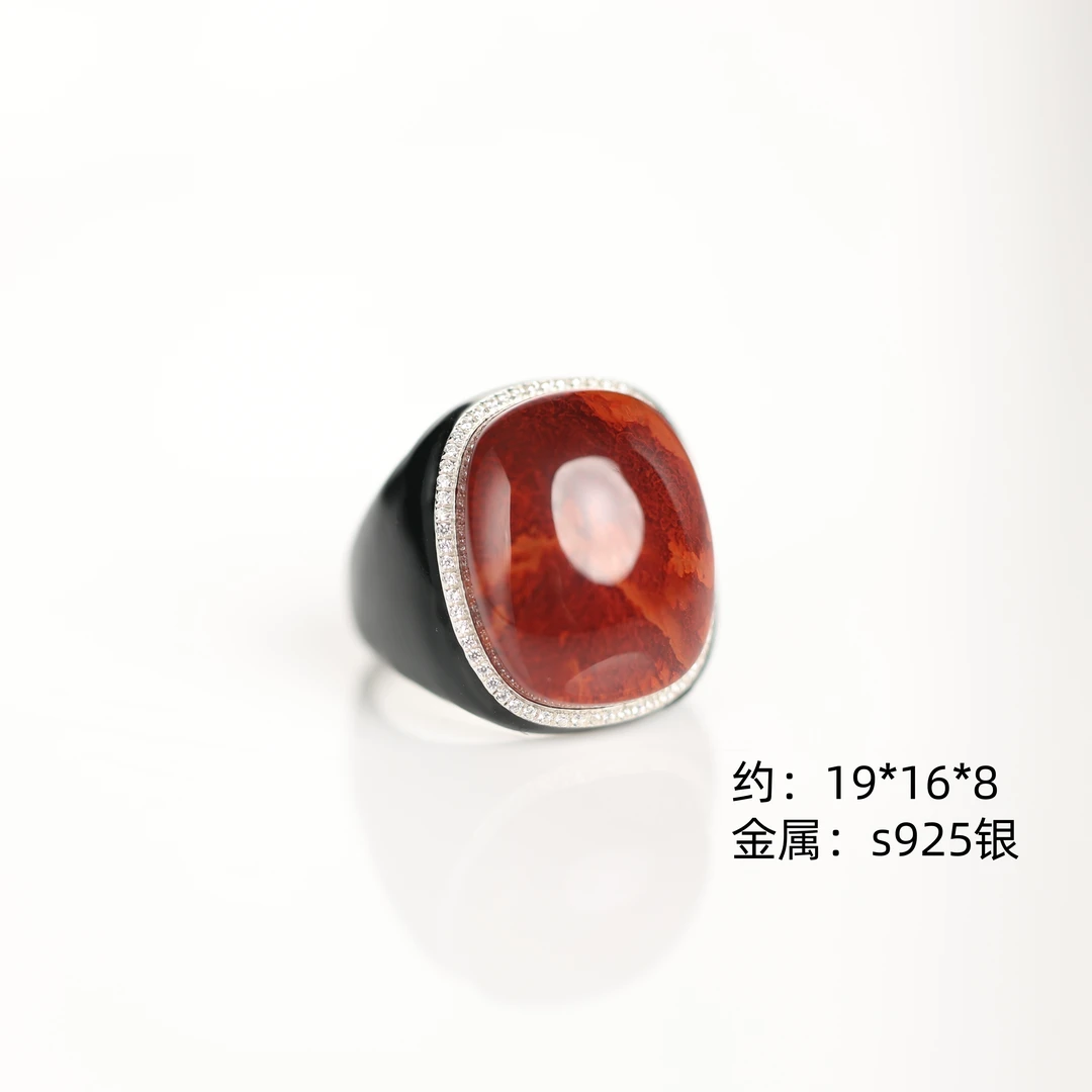 本真 |“朱瑶”原创设计精品天然原矿南红火焰纹银饰戒指(备注圈口)