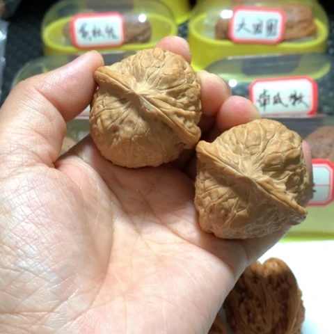 文玩核桃吊坠会****顿南瓜墩