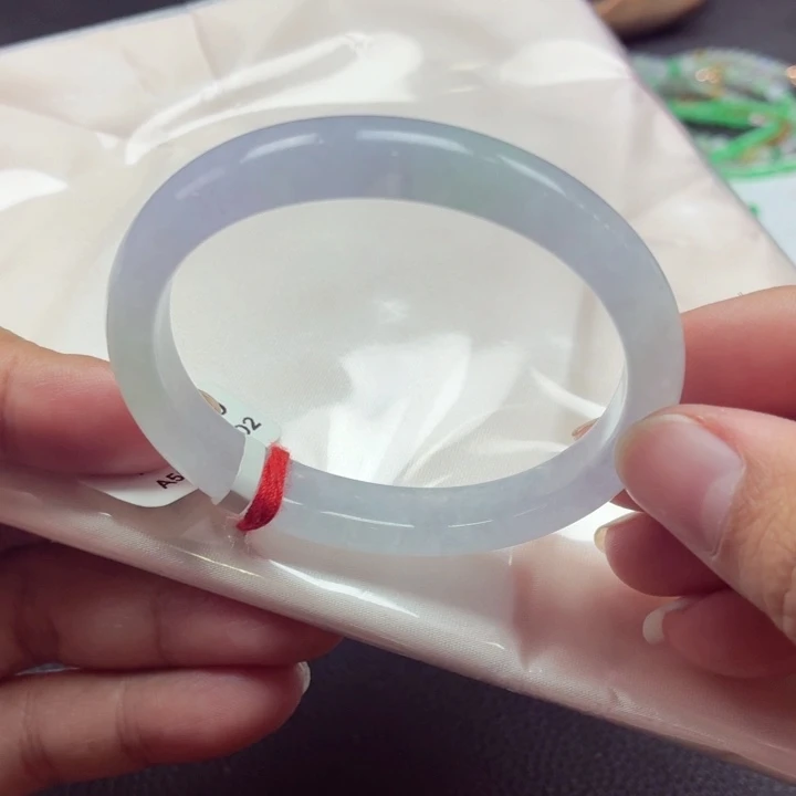 翡翠未镶嵌手镯（贵妃镯）天然缅甸A货翡翠