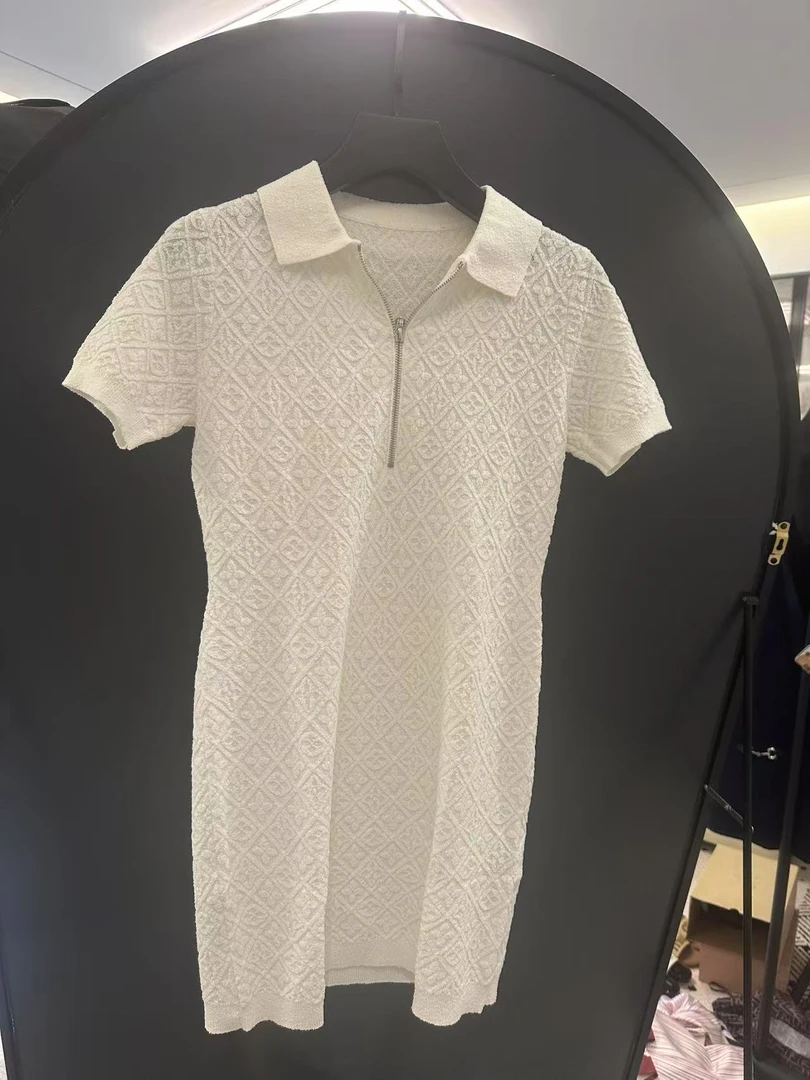 A359 白色翻老花领拉链印花连衣裙（哎哟喂）