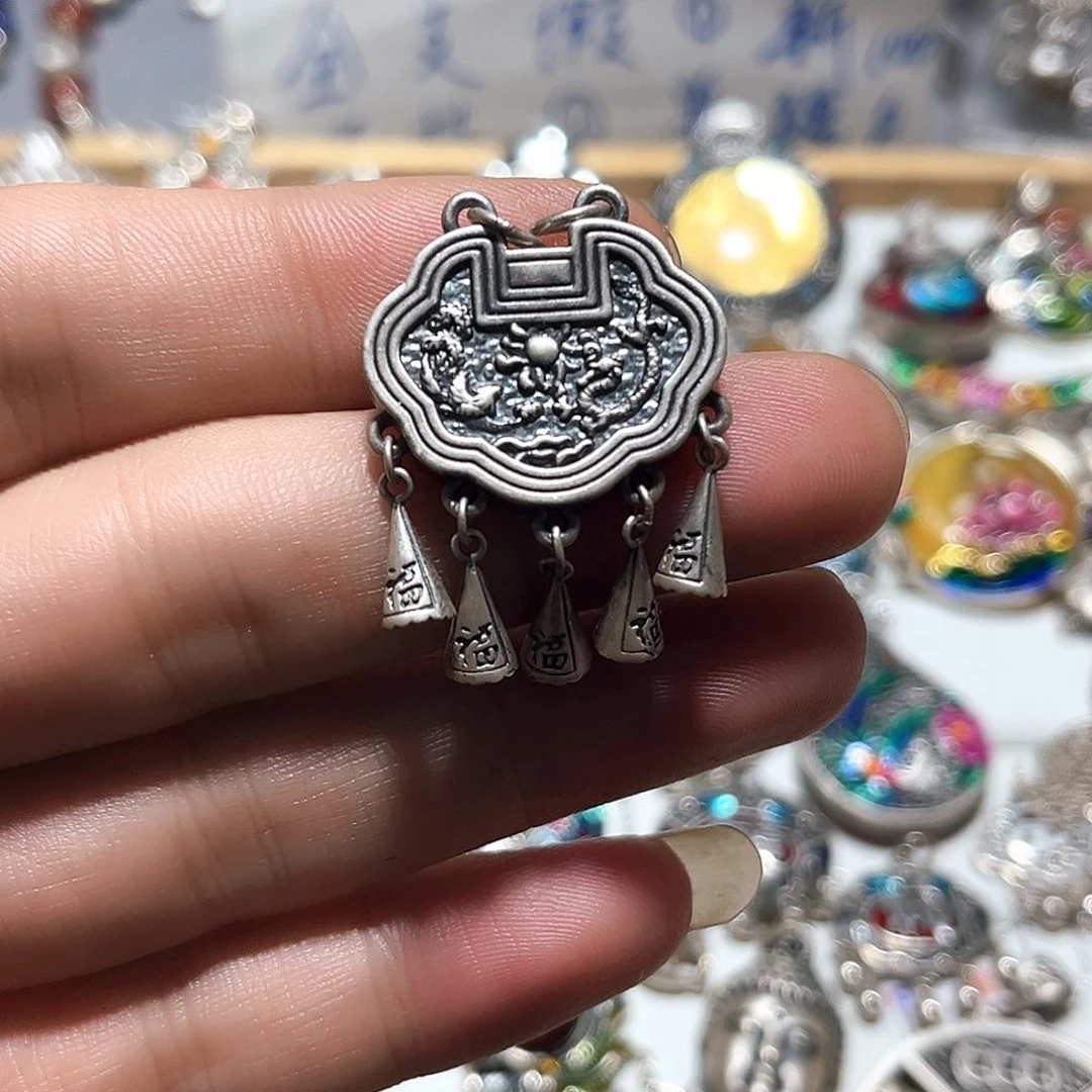 珐琅吊坠足银龙凤呈祥吊坠