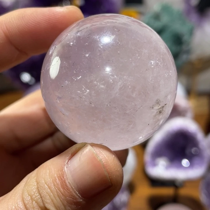 紫晶未镶嵌大型摆件（非配饰）