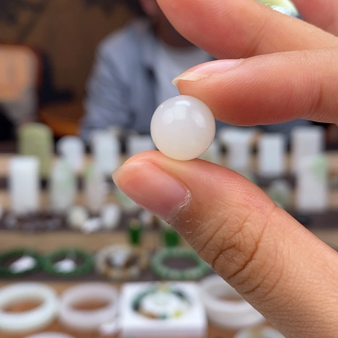 【闪购商品】和田玉单珠未镶嵌云*狼