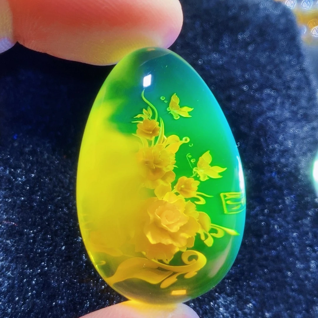 【闪购商品】未镶嵌吊坠(不含链)金珀